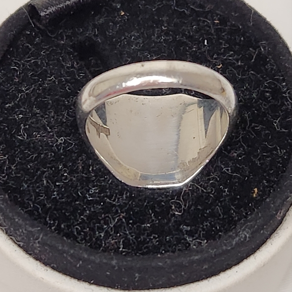 Silver Onyx Dog W Signet Ring - Picture 2 of 8